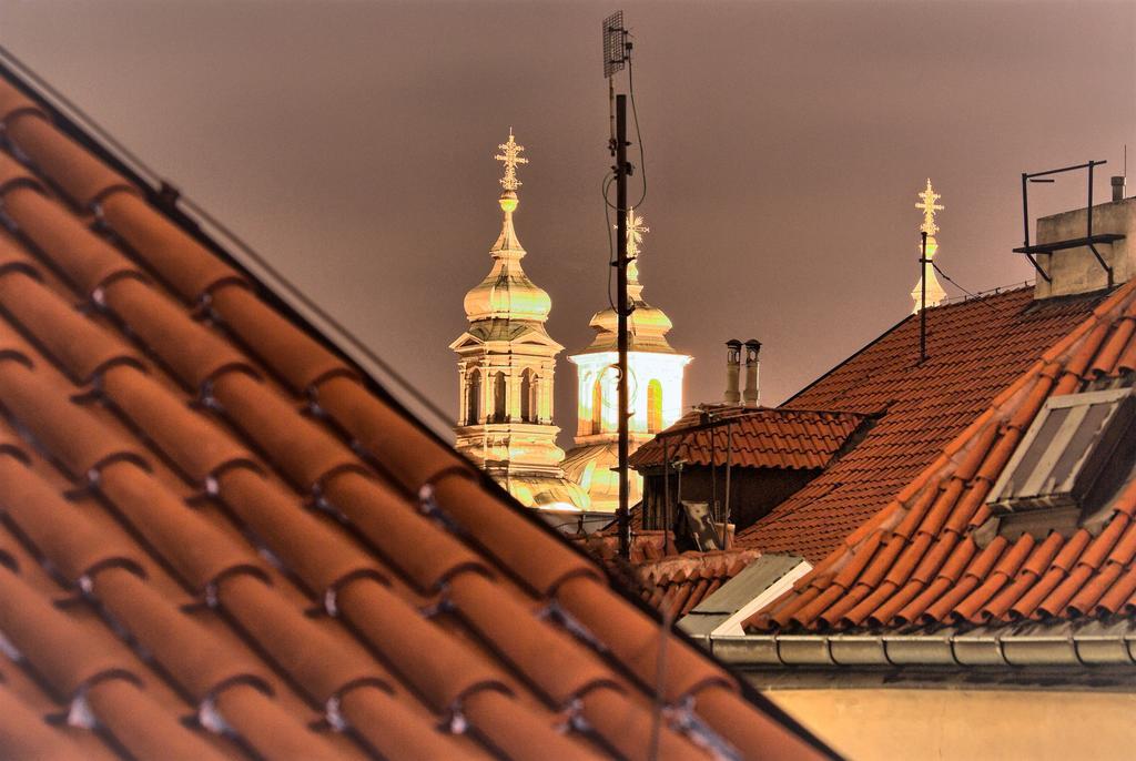 Residence Karlova Prag Exteriör bild