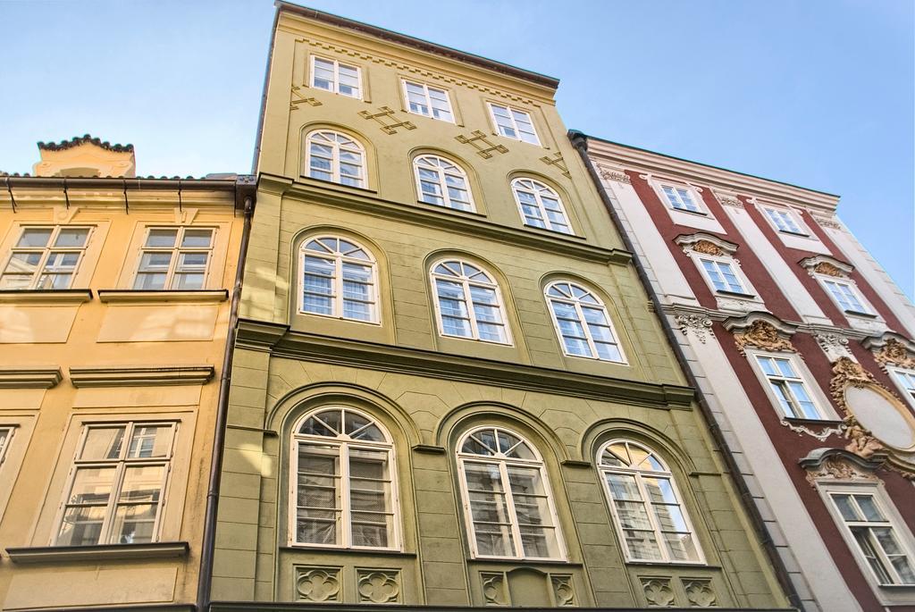 Residence Karlova Prag Exteriör bild